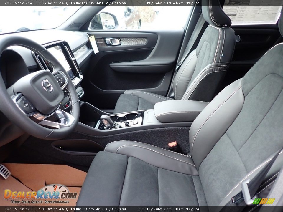 Front Seat of 2021 Volvo XC40 T5 R-Design AWD Photo #7