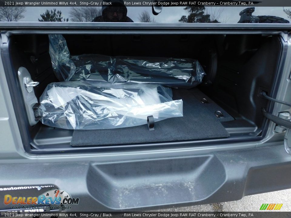 2021 Jeep Wrangler Unlimited Willys 4x4 Sting-Gray / Black Photo #7
