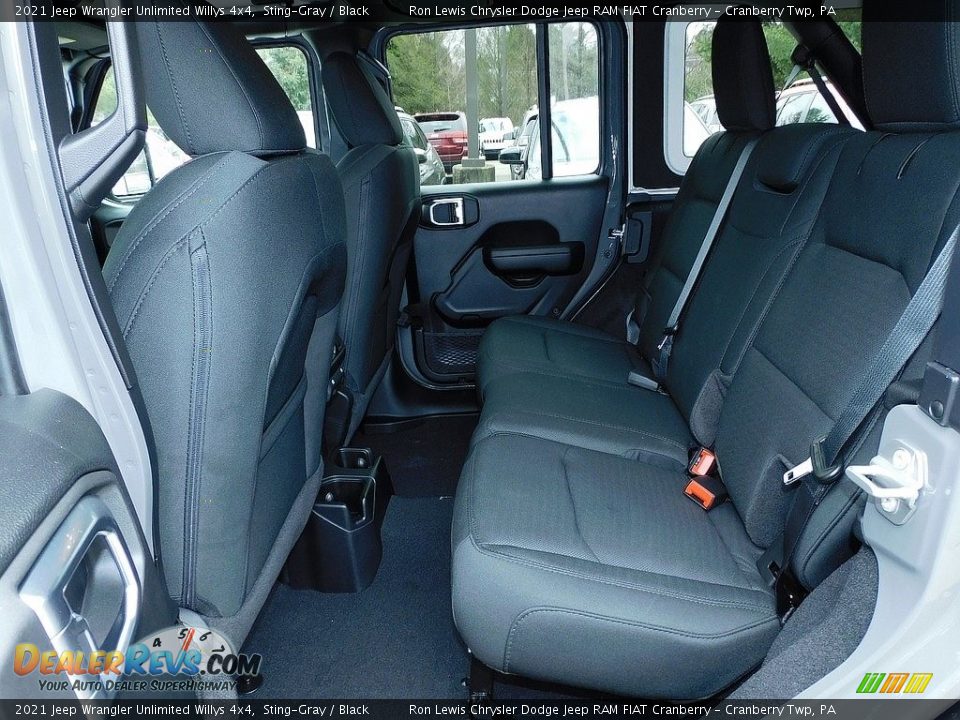 2021 Jeep Wrangler Unlimited Willys 4x4 Sting-Gray / Black Photo #12