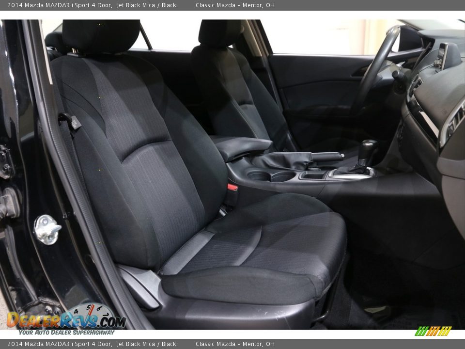 2014 Mazda MAZDA3 i Sport 4 Door Jet Black Mica / Black Photo #13