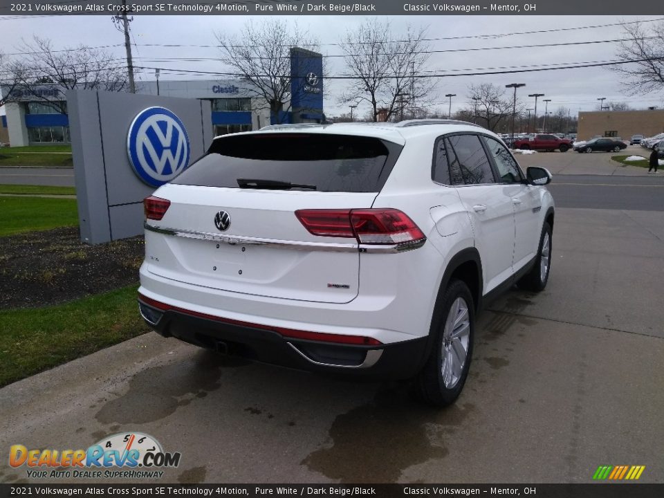 2021 Volkswagen Atlas Cross Sport SE Technology 4Motion Pure White / Dark Beige/Black Photo #2