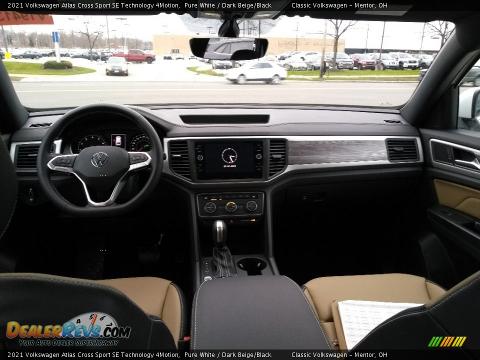 2021 Volkswagen Atlas Cross Sport SE Technology 4Motion Pure White / Dark Beige/Black Photo #3