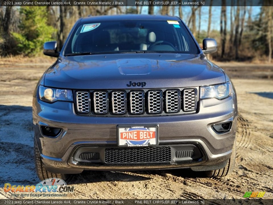 2021 Jeep Grand Cherokee Laredo 4x4 Granite Crystal Metallic / Black Photo #2