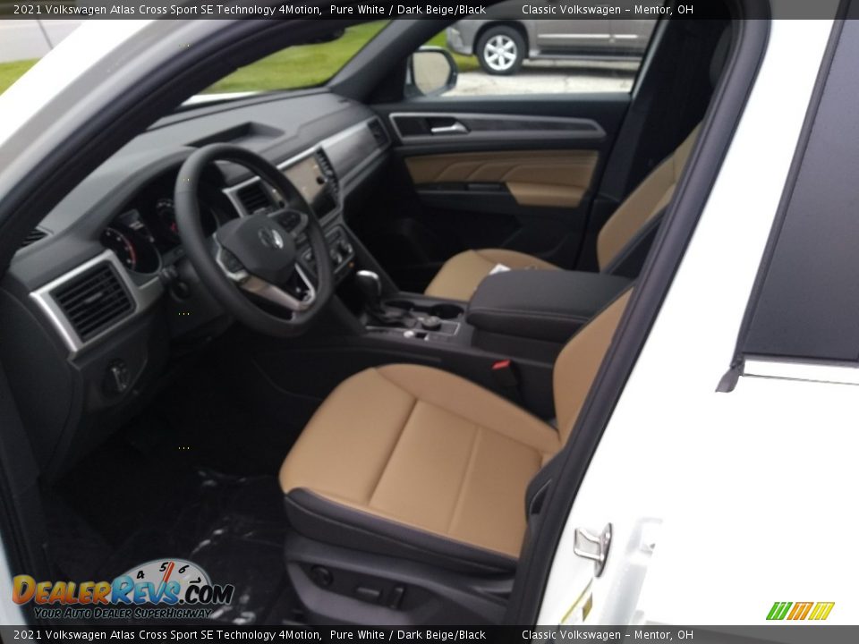 2021 Volkswagen Atlas Cross Sport SE Technology 4Motion Pure White / Dark Beige/Black Photo #4