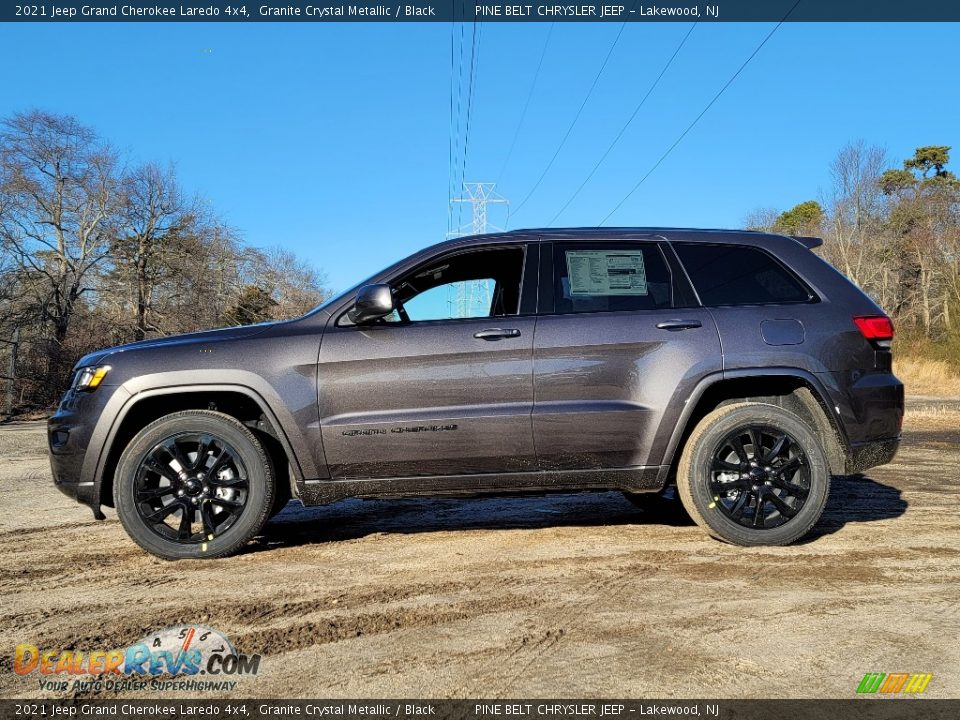 2021 Jeep Grand Cherokee Laredo 4x4 Granite Crystal Metallic / Black Photo #3