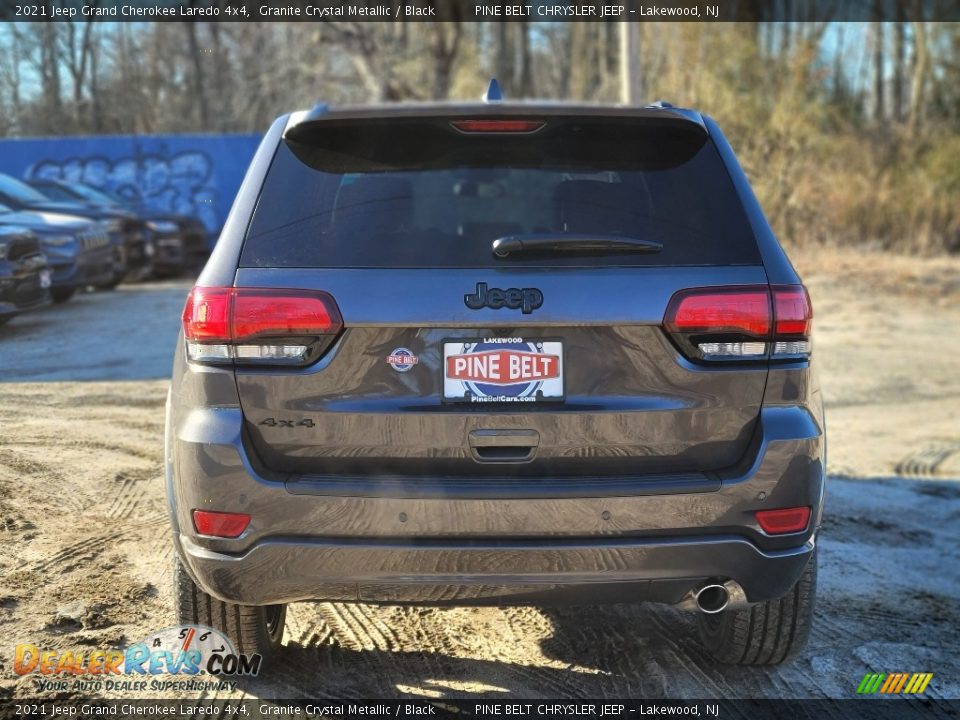 2021 Jeep Grand Cherokee Laredo 4x4 Granite Crystal Metallic / Black Photo #5