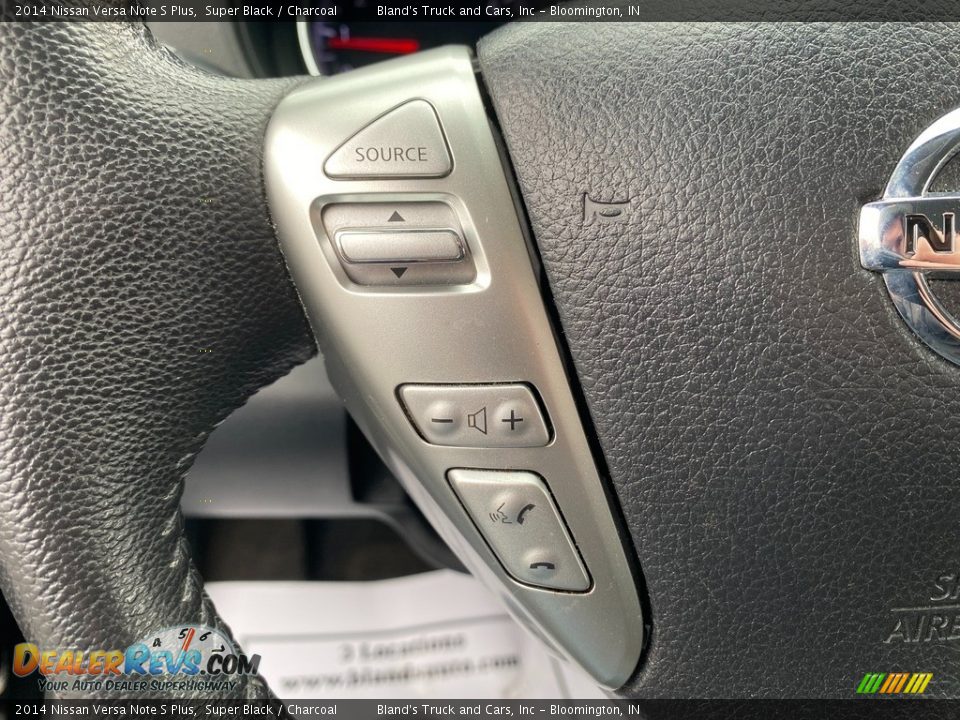 2014 Nissan Versa Note S Plus Super Black / Charcoal Photo #17