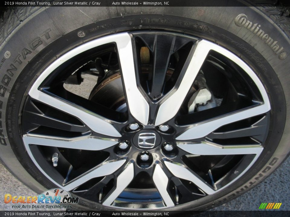 2019 Honda Pilot Touring Lunar Silver Metallic / Gray Photo #7