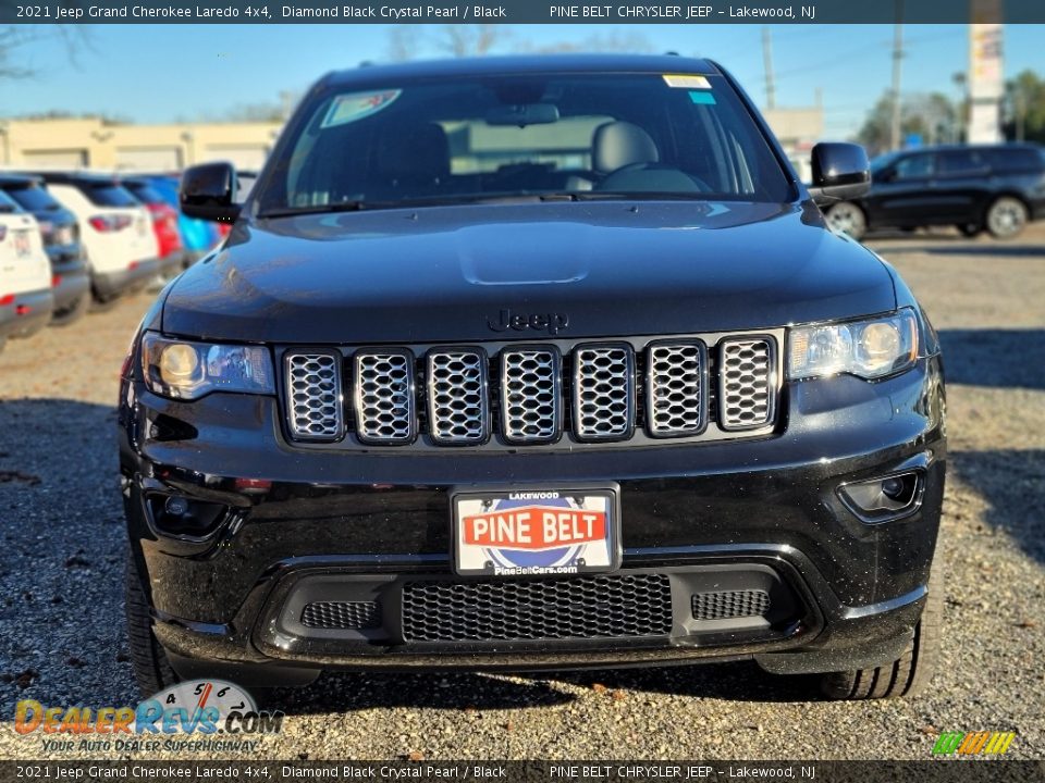 2021 Jeep Grand Cherokee Laredo 4x4 Diamond Black Crystal Pearl / Black Photo #3