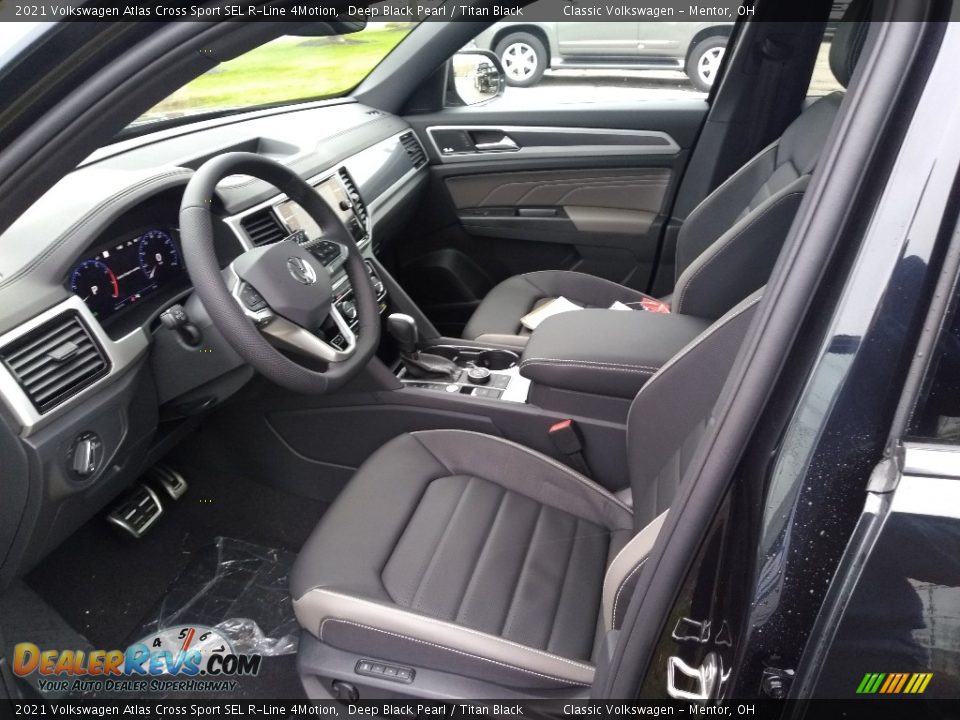 Titan Black Interior - 2021 Volkswagen Atlas Cross Sport SEL R-Line 4Motion Photo #4