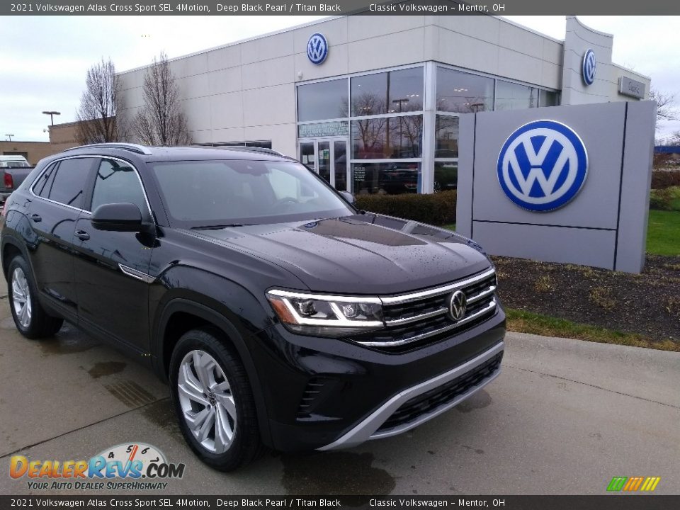 2021 Volkswagen Atlas Cross Sport SEL 4Motion Deep Black Pearl / Titan Black Photo #1