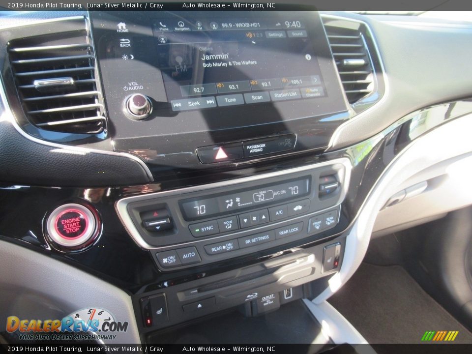 2019 Honda Pilot Touring Lunar Silver Metallic / Gray Photo #17