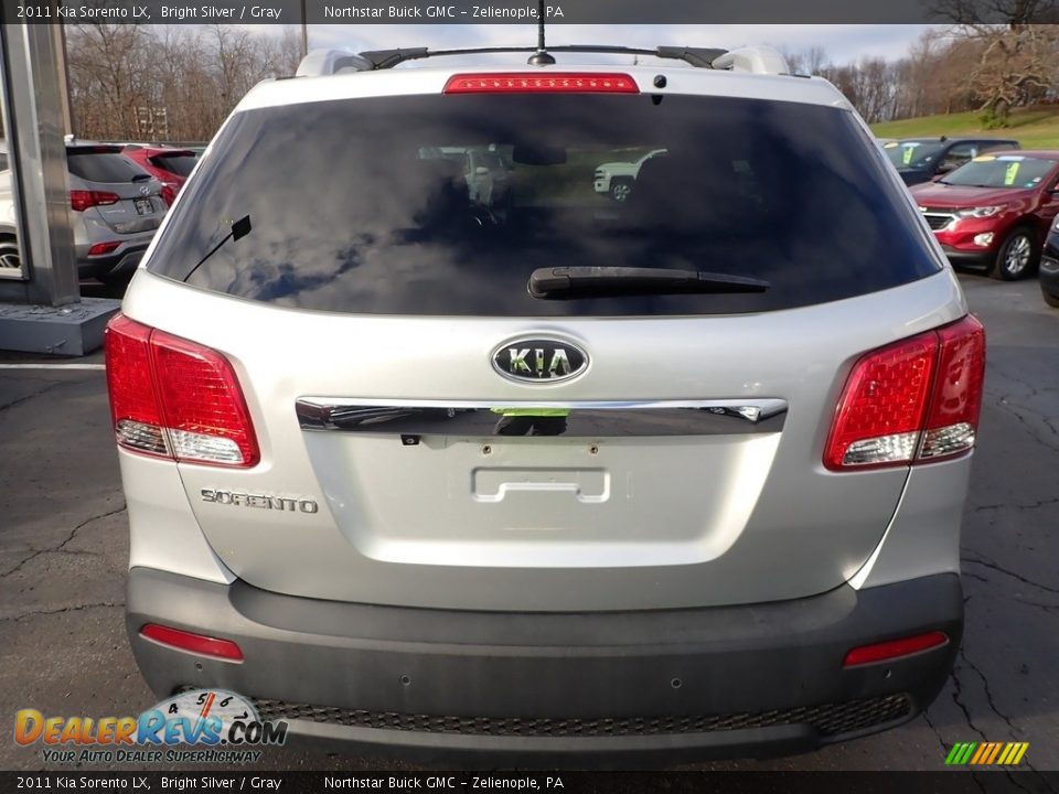 2011 Kia Sorento LX Bright Silver / Gray Photo #10