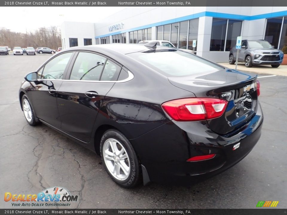 2018 Chevrolet Cruze LT Mosaic Black Metallic / Jet Black Photo #4