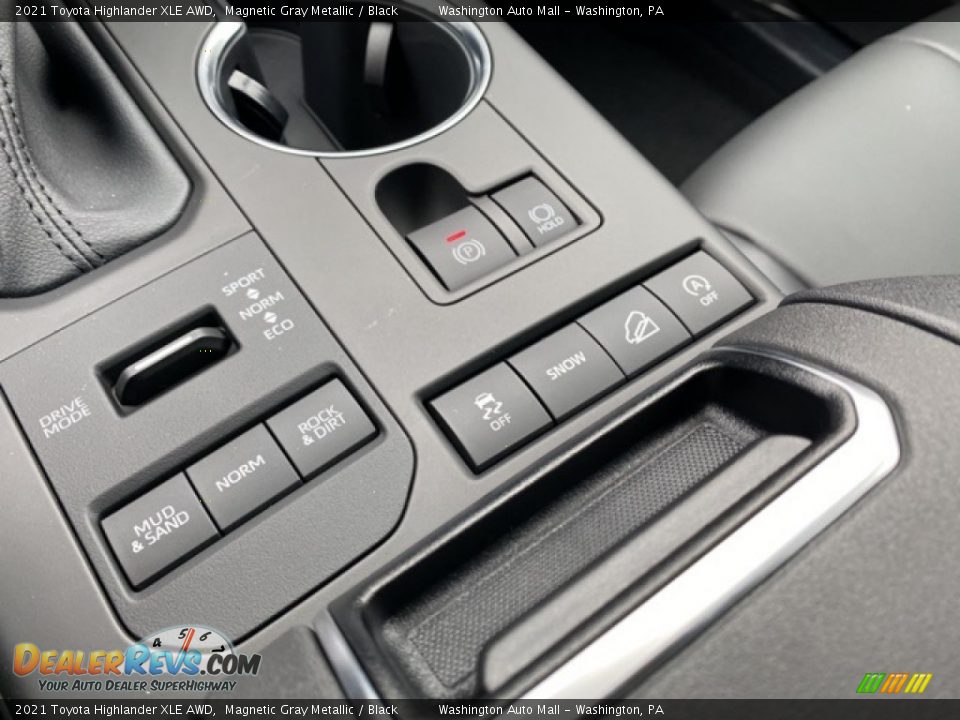 2021 Toyota Highlander XLE AWD Magnetic Gray Metallic / Black Photo #19
