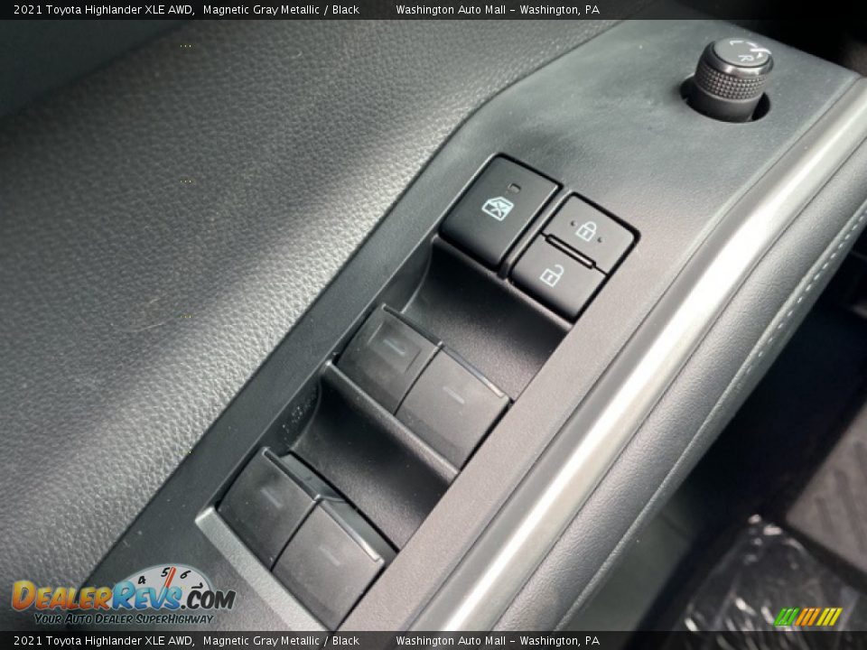 2021 Toyota Highlander XLE AWD Magnetic Gray Metallic / Black Photo #23