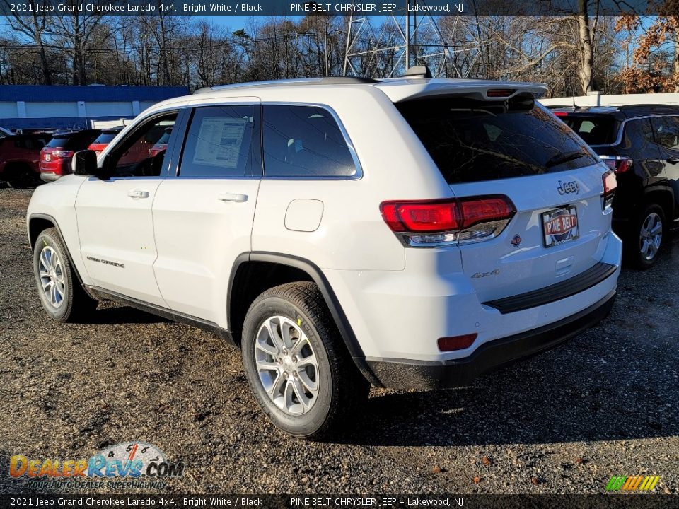 2021 Jeep Grand Cherokee Laredo 4x4 Bright White / Black Photo #6