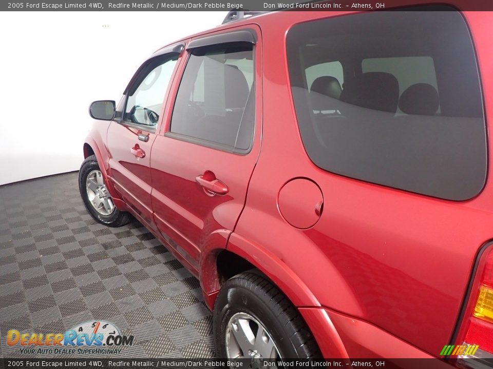 2005 Ford Escape Limited 4WD Redfire Metallic / Medium/Dark Pebble Beige Photo #19