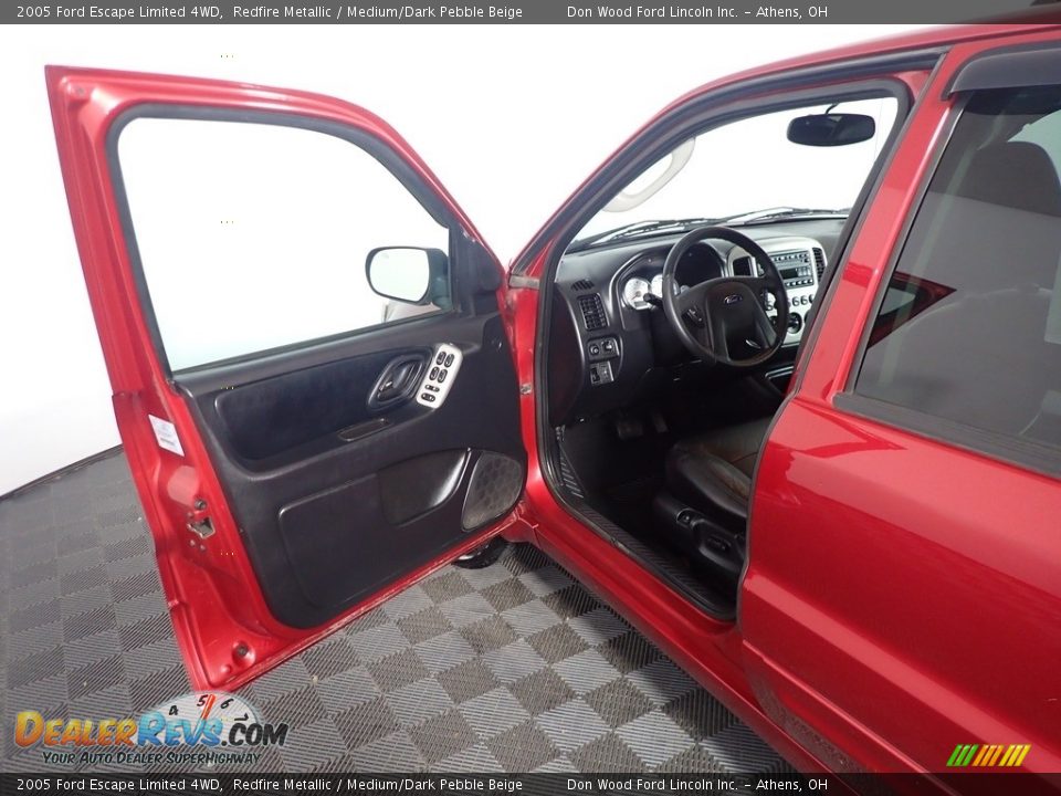 2005 Ford Escape Limited 4WD Redfire Metallic / Medium/Dark Pebble Beige Photo #22