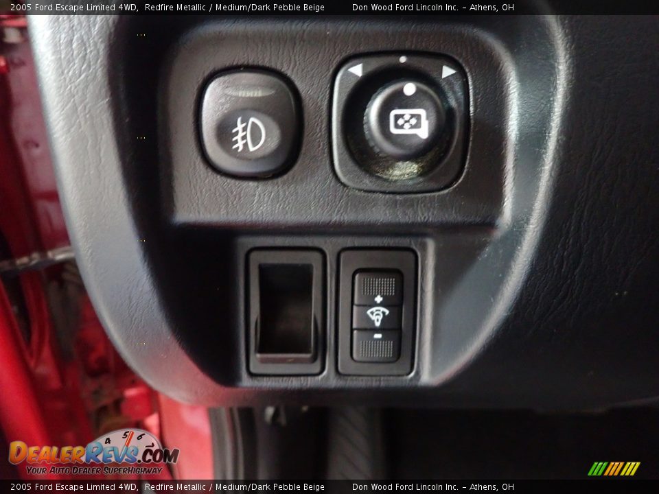 2005 Ford Escape Limited 4WD Redfire Metallic / Medium/Dark Pebble Beige Photo #31