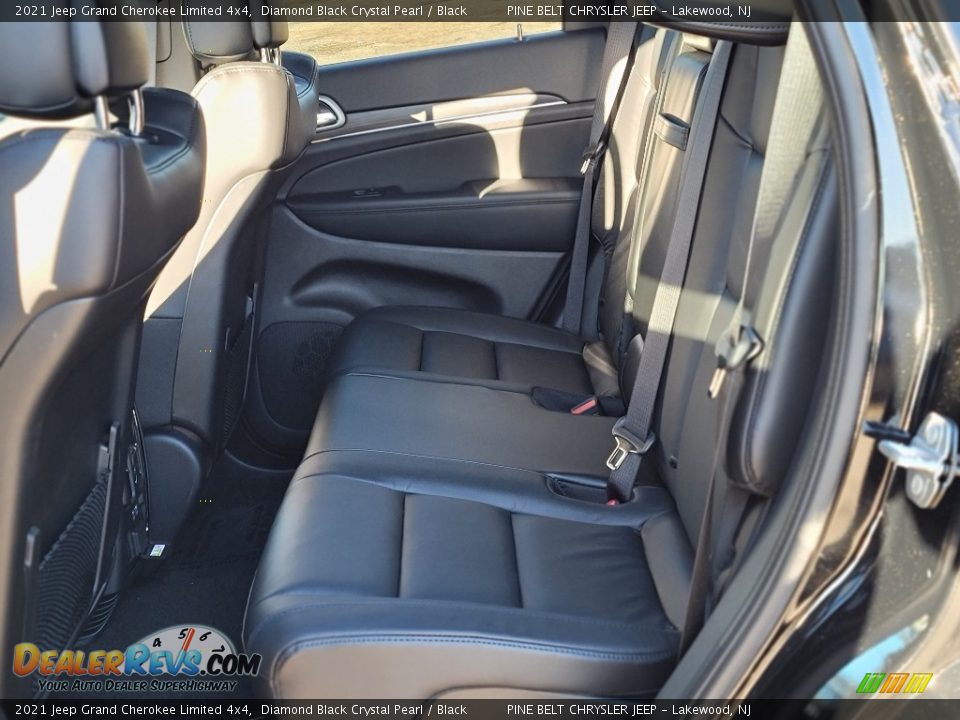 2021 Jeep Grand Cherokee Limited 4x4 Diamond Black Crystal Pearl / Black Photo #9