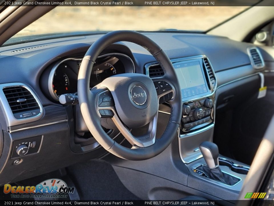 2021 Jeep Grand Cherokee Limited 4x4 Diamond Black Crystal Pearl / Black Photo #12