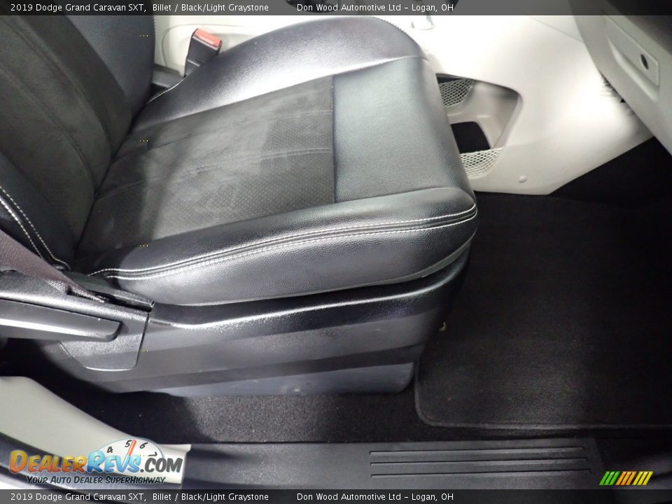 2019 Dodge Grand Caravan SXT Billet / Black/Light Graystone Photo #32