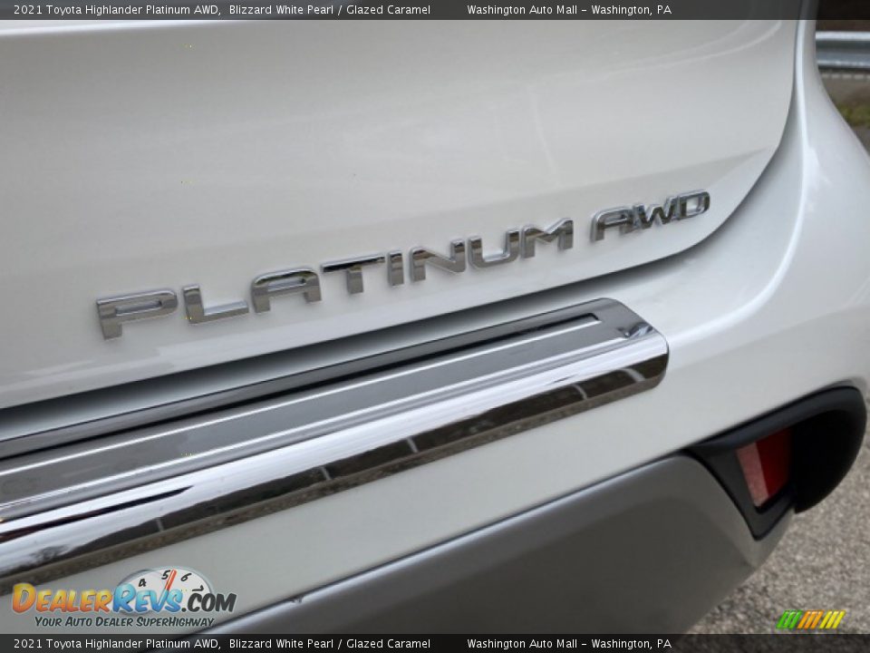 2021 Toyota Highlander Platinum AWD Logo Photo #26