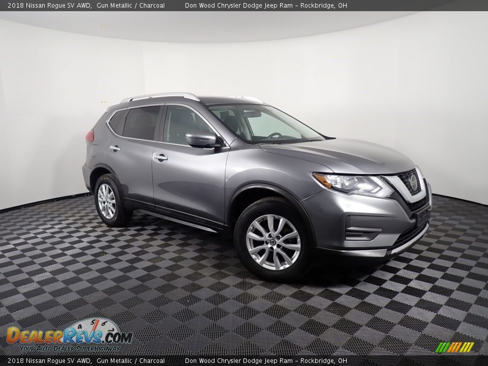 2018 Nissan Rogue SV AWD Gun Metallic / Charcoal Photo #3