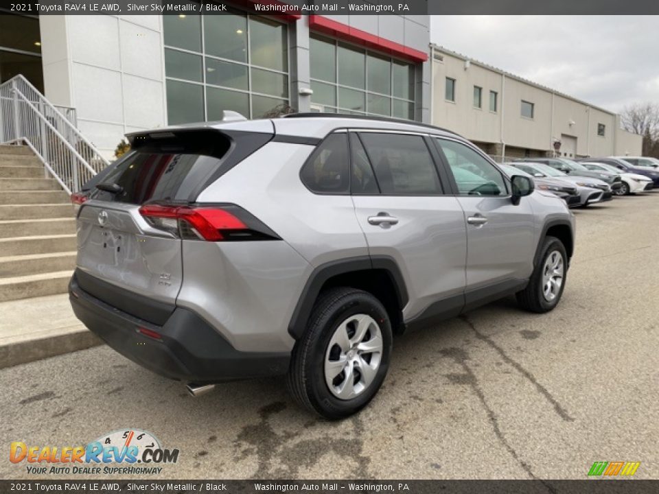 2021 Toyota RAV4 LE AWD Silver Sky Metallic / Black Photo #13