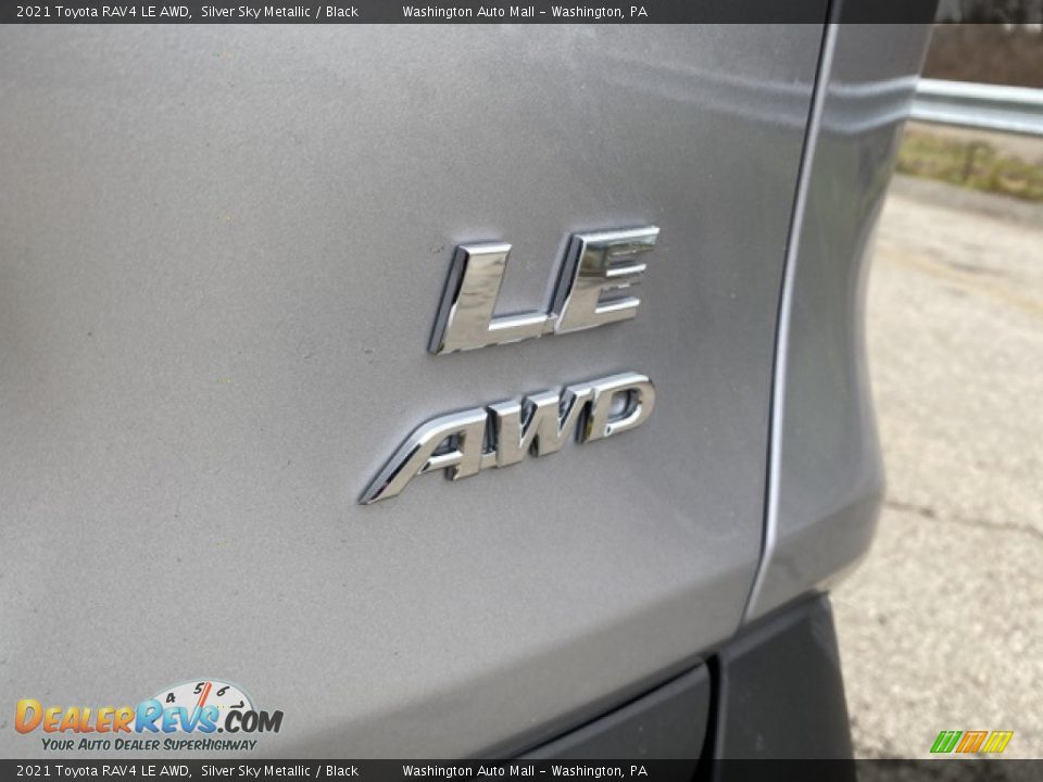 2021 Toyota RAV4 LE AWD Logo Photo #21