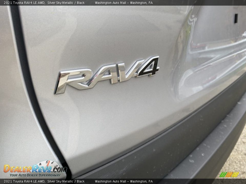 2021 Toyota RAV4 LE AWD Logo Photo #22
