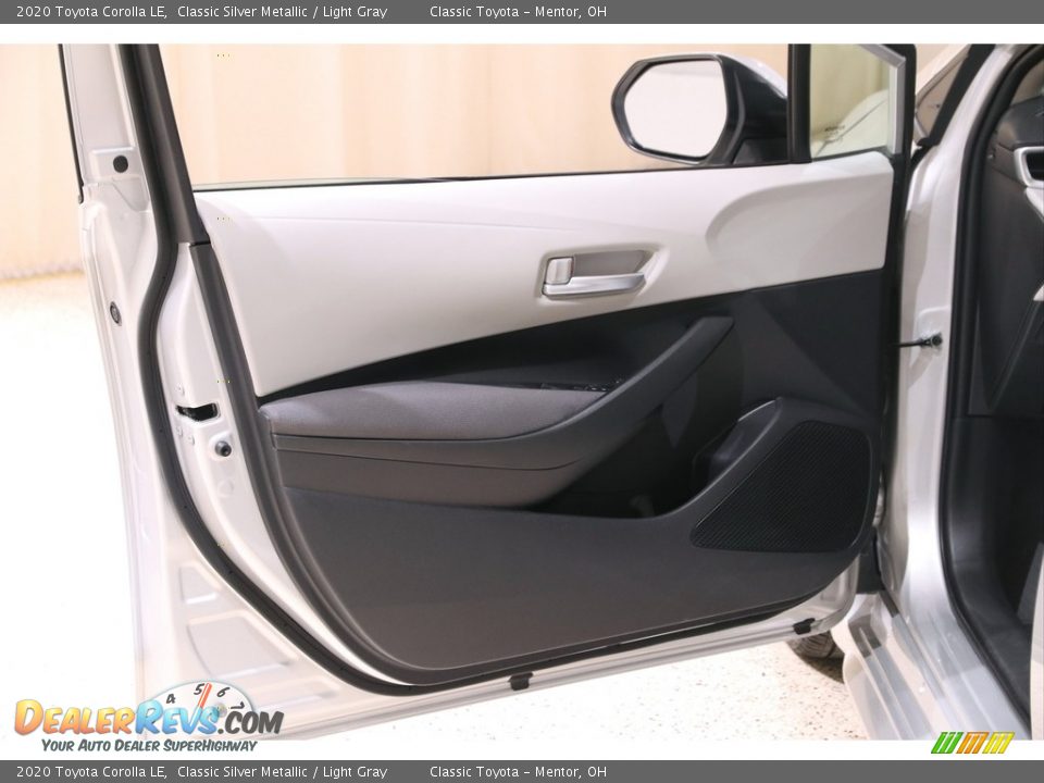 Door Panel of 2020 Toyota Corolla LE Photo #4