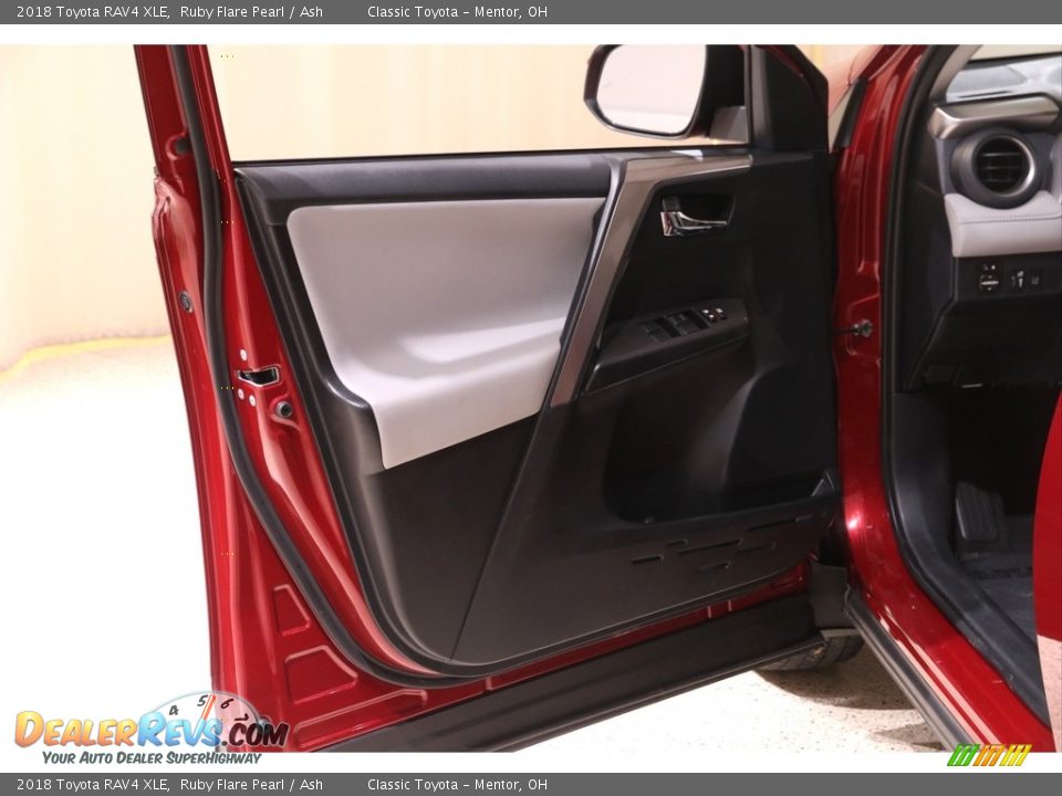2018 Toyota RAV4 XLE Ruby Flare Pearl / Ash Photo #4