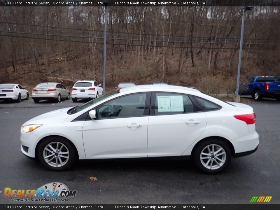 2018 Ford Focus SE Sedan Oxford White / Charcoal Black Photo #6