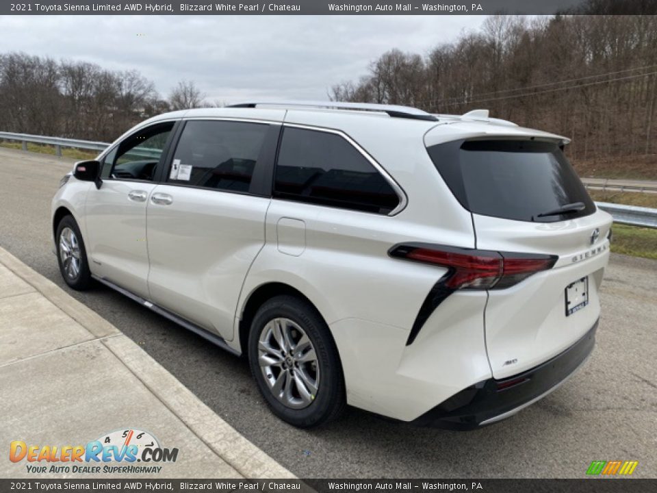 2021 Toyota Sienna Limited AWD Hybrid Blizzard White Pearl / Chateau Photo #2