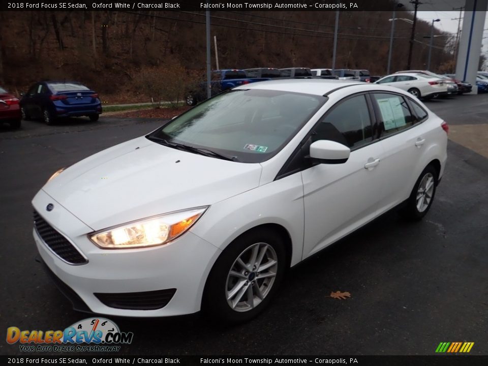 2018 Ford Focus SE Sedan Oxford White / Charcoal Black Photo #7