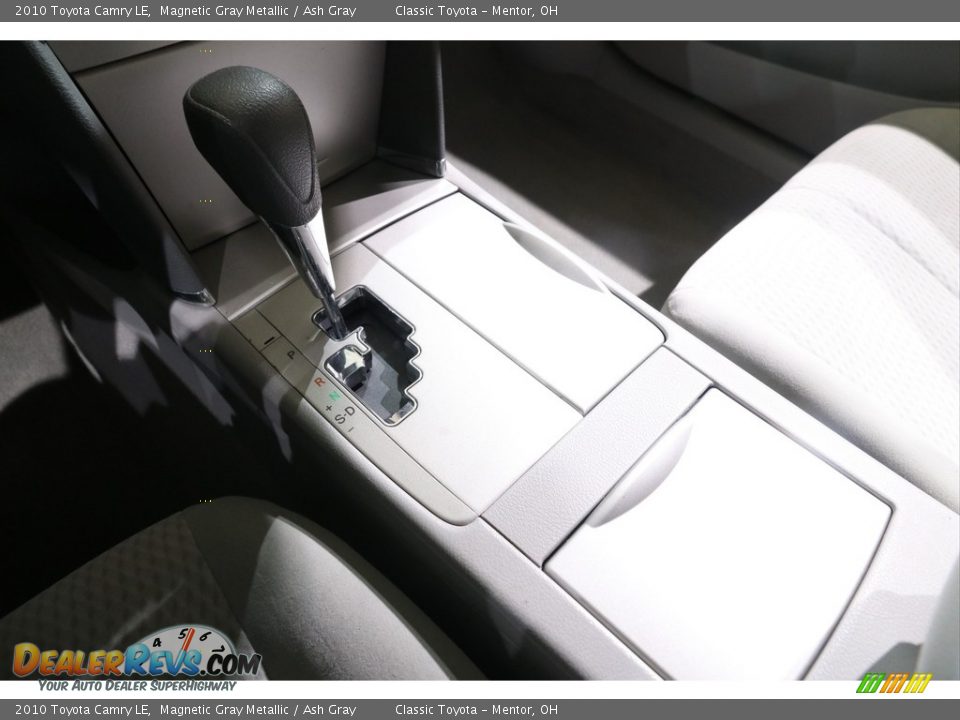 2010 Toyota Camry LE Magnetic Gray Metallic / Ash Gray Photo #12