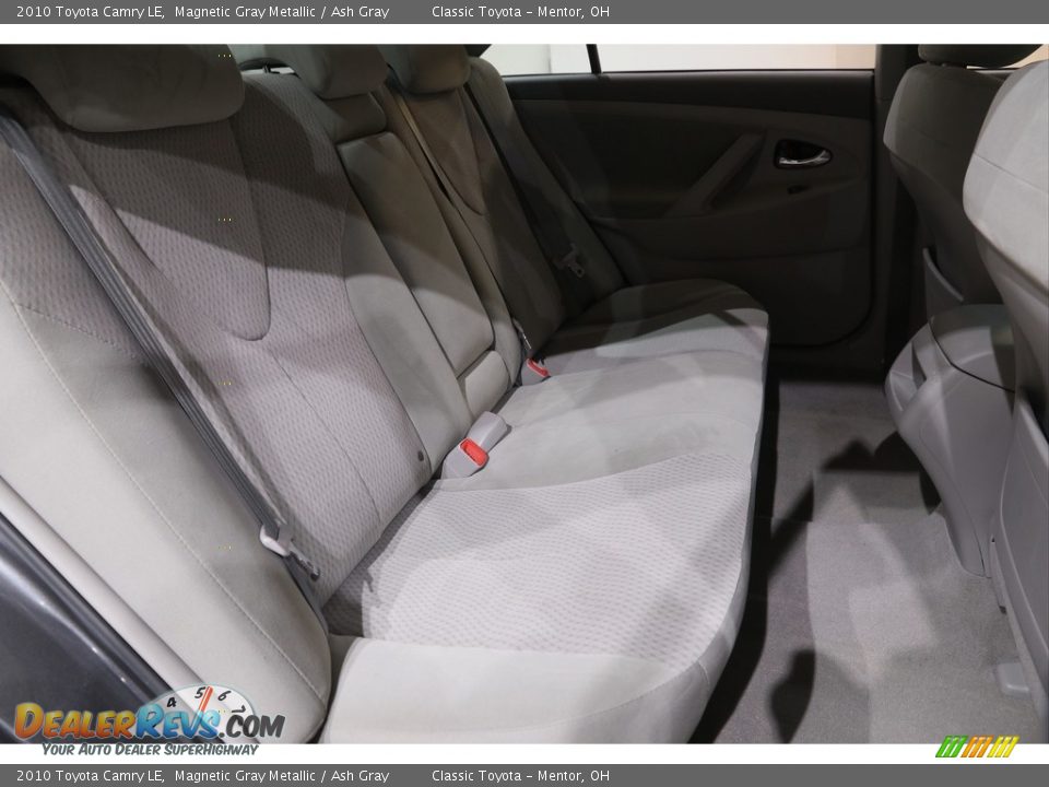 2010 Toyota Camry LE Magnetic Gray Metallic / Ash Gray Photo #15