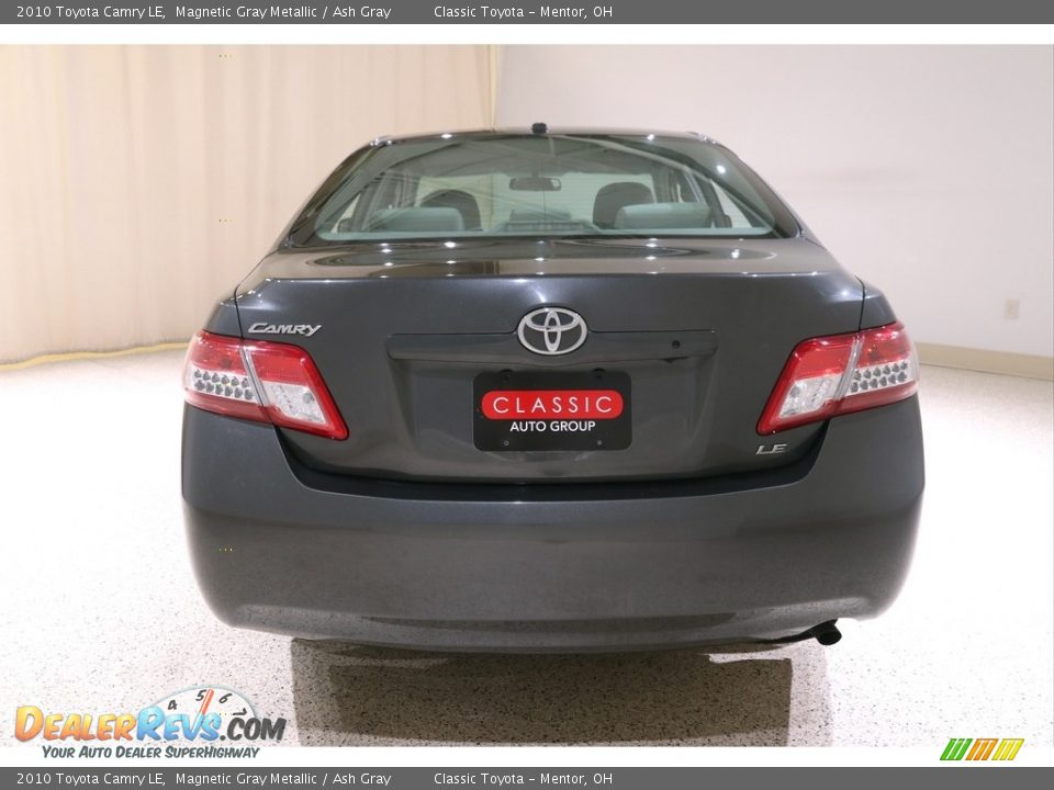 2010 Toyota Camry LE Magnetic Gray Metallic / Ash Gray Photo #18