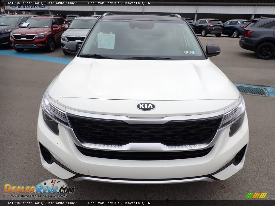 2021 Kia Seltos S AWD Clear White / Black Photo #4