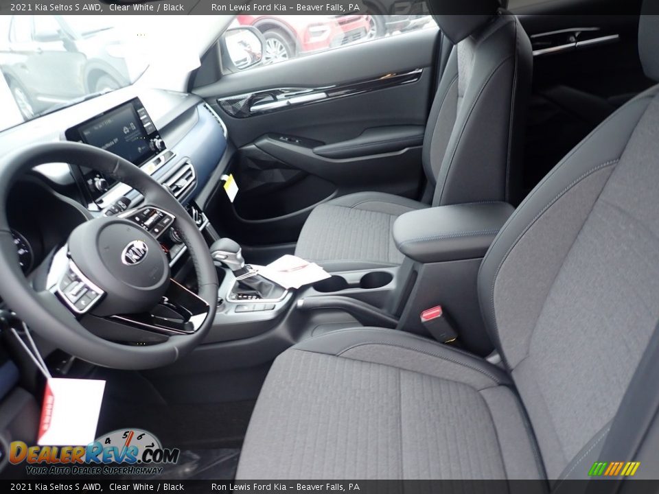 2021 Kia Seltos S AWD Clear White / Black Photo #14