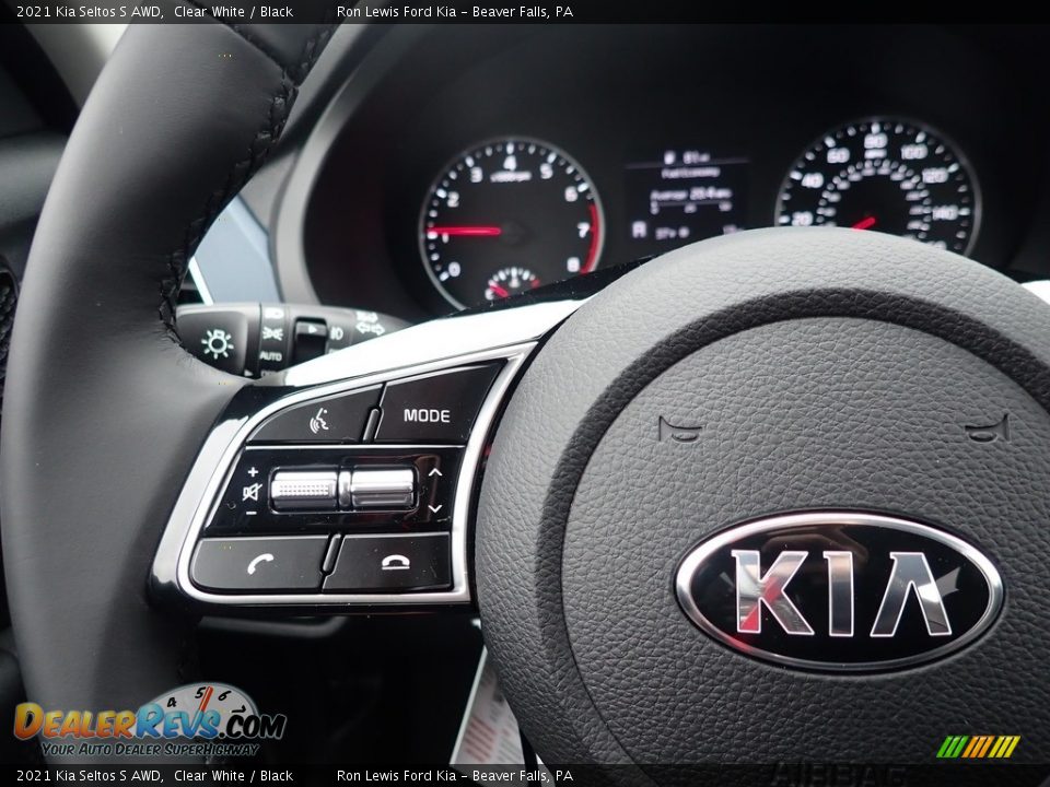 2021 Kia Seltos S AWD Clear White / Black Photo #20
