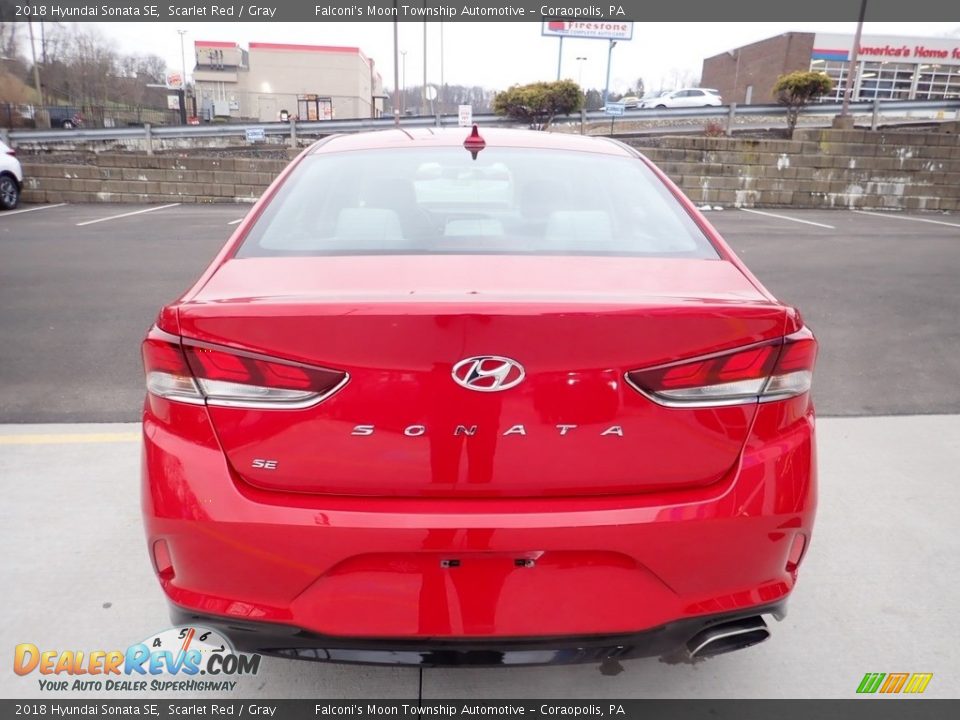 2018 Hyundai Sonata SE Scarlet Red / Gray Photo #4