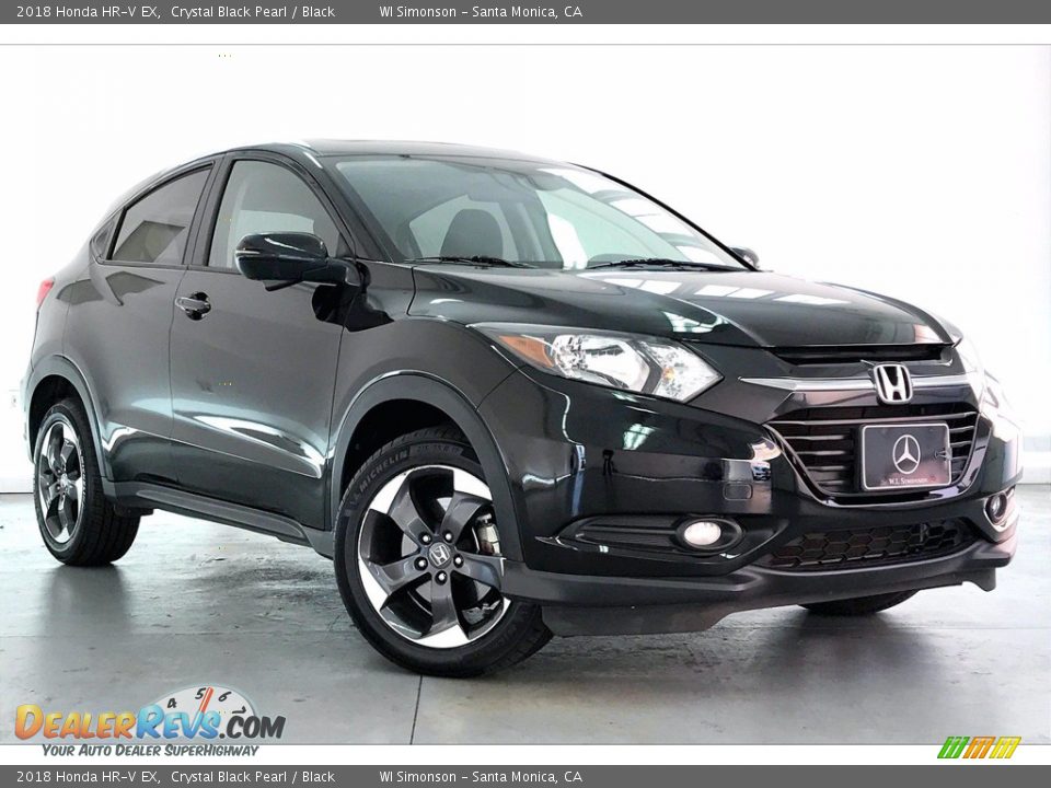 Front 3/4 View of 2018 Honda HR-V EX Photo #34