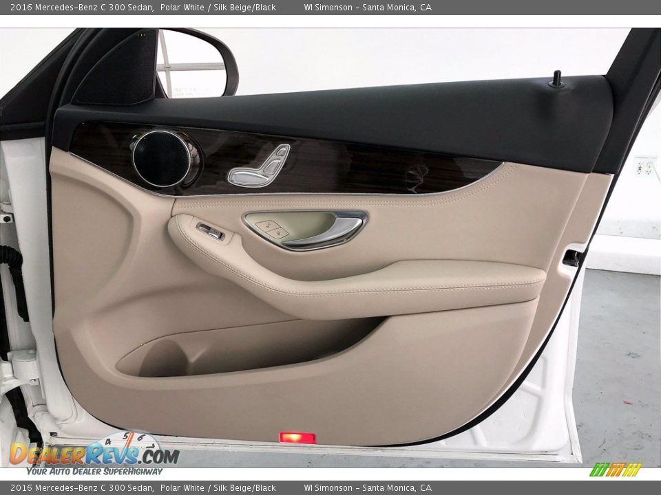 2016 Mercedes-Benz C 300 Sedan Polar White / Silk Beige/Black Photo #27