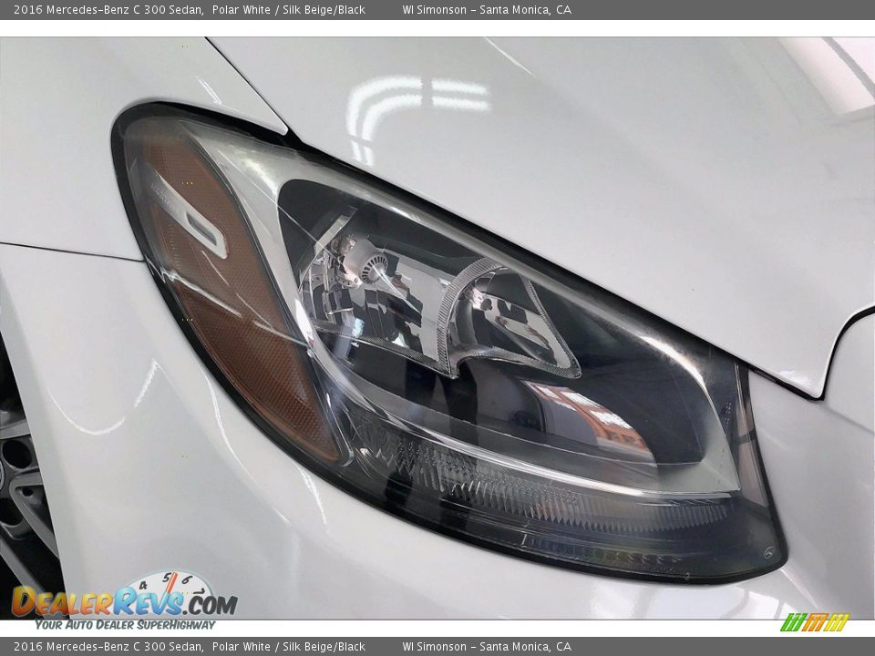 2016 Mercedes-Benz C 300 Sedan Polar White / Silk Beige/Black Photo #28