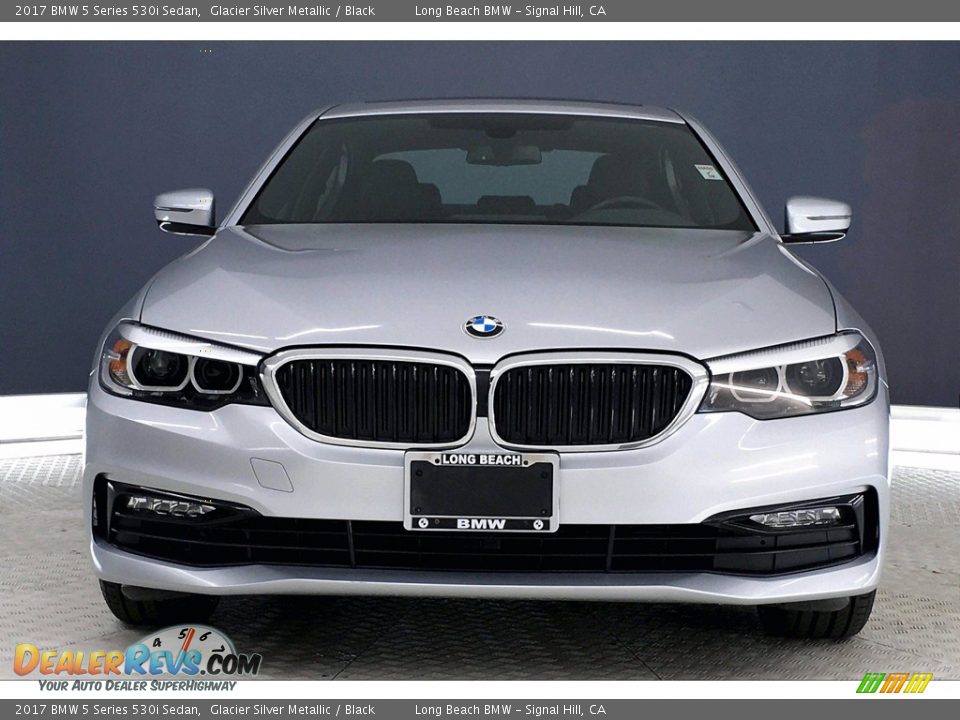 2017 BMW 5 Series 530i Sedan Glacier Silver Metallic / Black Photo #2