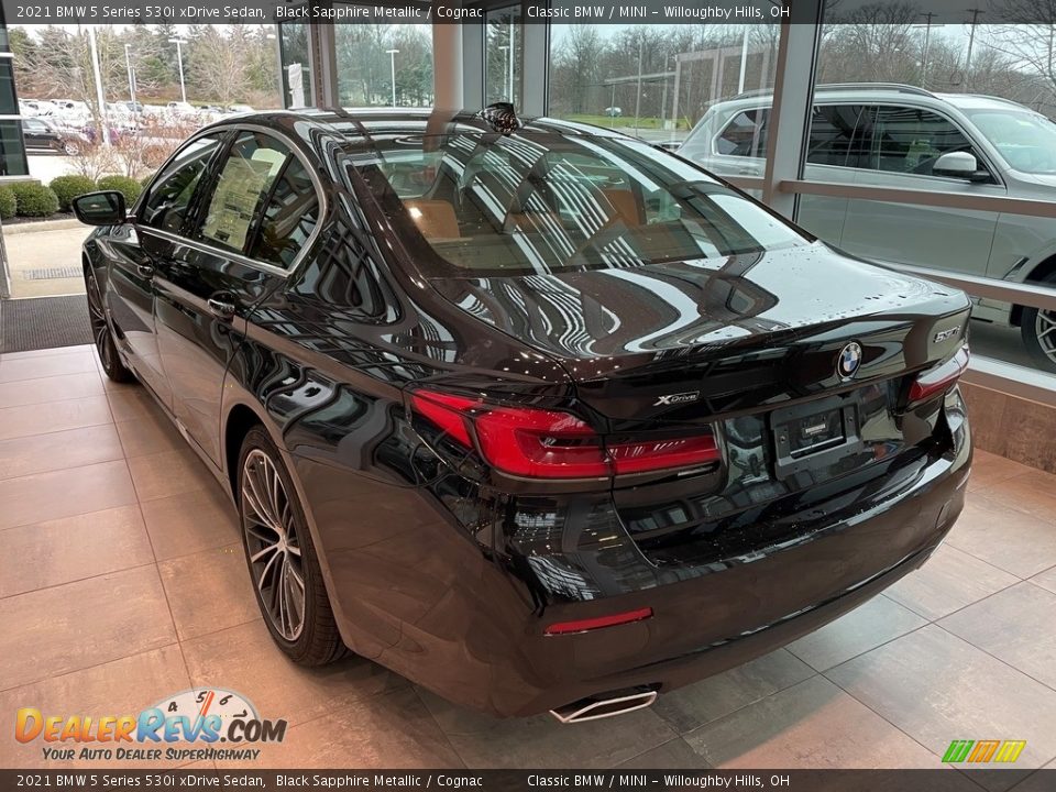 2021 BMW 5 Series 530i xDrive Sedan Black Sapphire Metallic / Cognac Photo #2