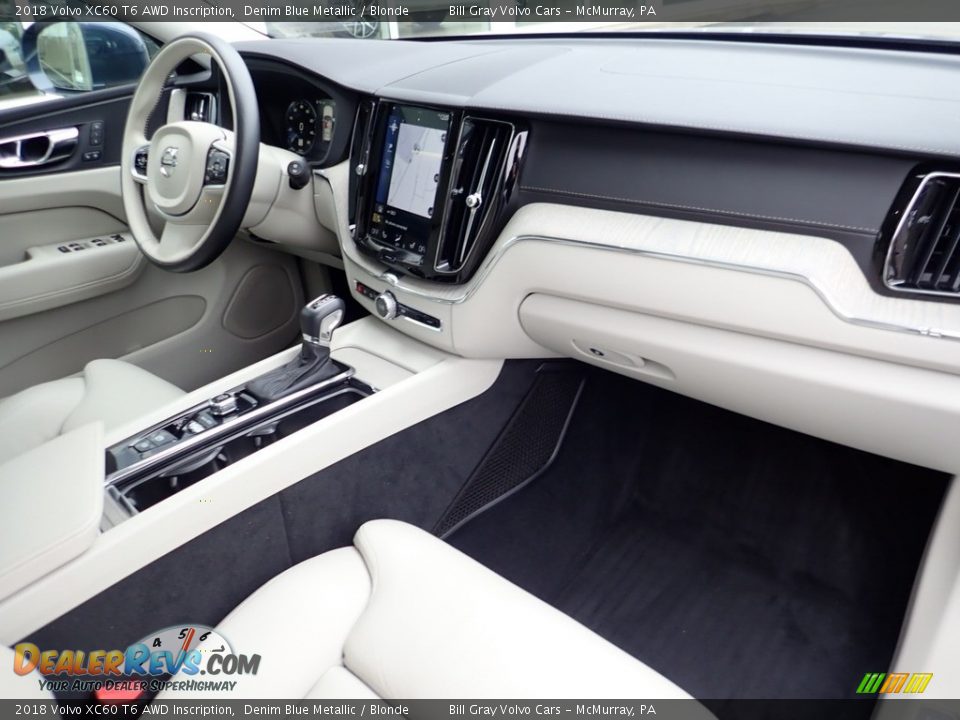 Dashboard of 2018 Volvo XC60 T6 AWD Inscription Photo #12
